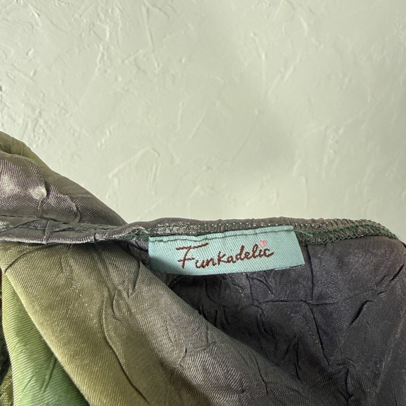 Vintage Y2K Shirt Funkadelic USA Made Satin Rainbow Hippie Polyester Sequin C4-1 - Picture 6 of 6